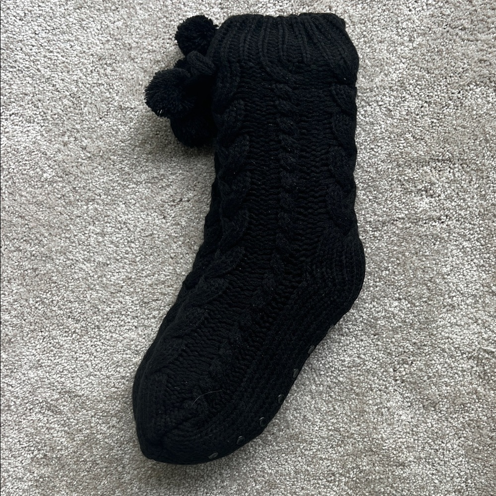 Muk Luks Black Cable Knit Cabin Socks